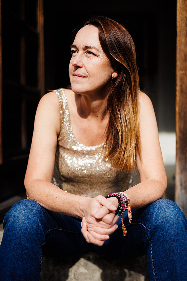 Christelle Pontie - Comedienne photo de Christelle Pontié - Comédienne, Auteure et fondatrice d'ENJOY TODAY